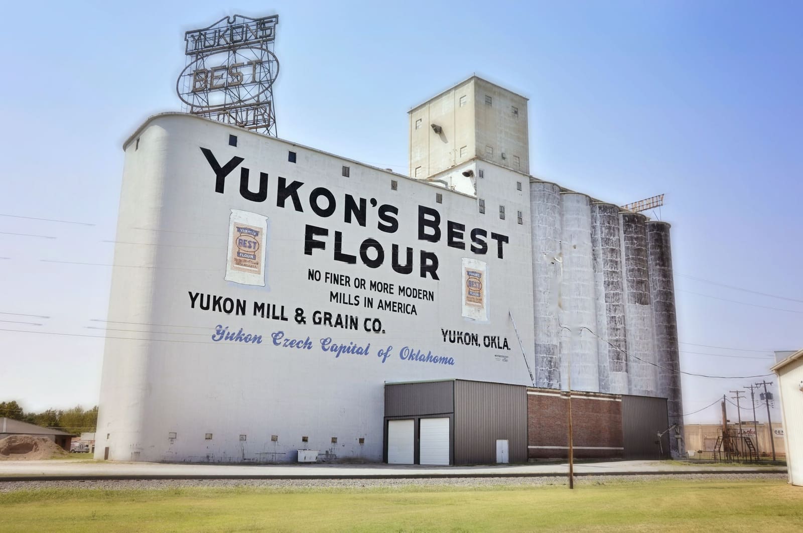 Yukon’s Best Flour Mill and grain elevators on Route 66 in downtown Yukon